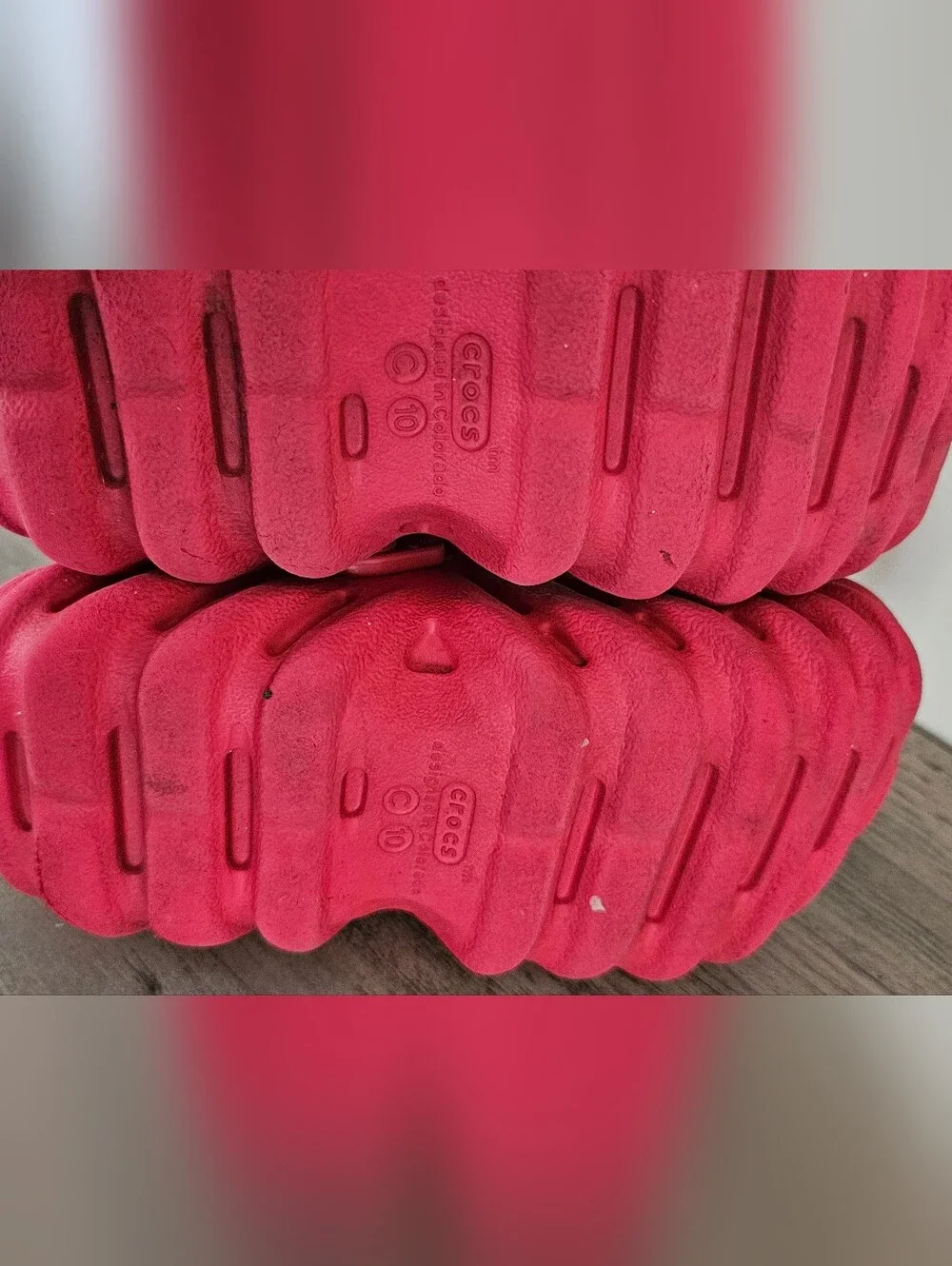 CROCS size 10
